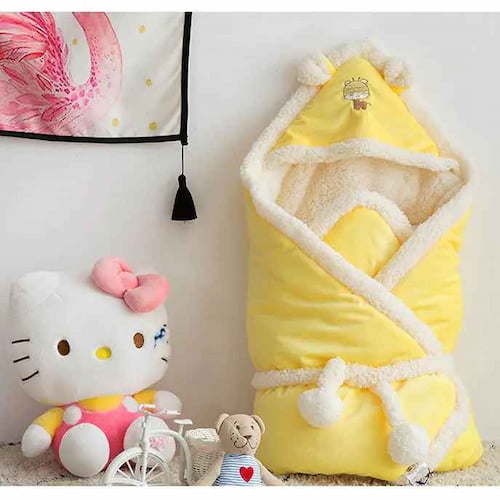 nid d ange bebe jaune avec interieur ultra doux a fermeture confortable