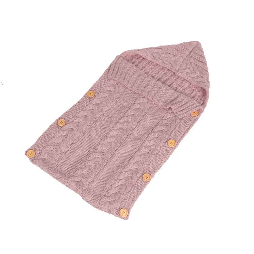 nid d'ange cosy en tricot torsade rose avec elegant et parfait des la naissance