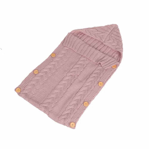 nid d'ange cosy en tricot torsade rose avec elegant et parfait des la naissance