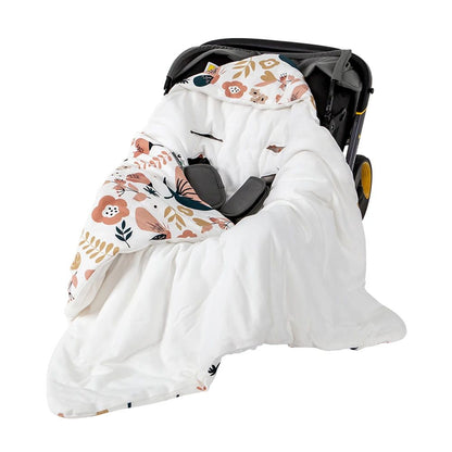 Cocon douillet à motif fleurs parfait comme nid d ange siege auto pour les sorties avec bébé