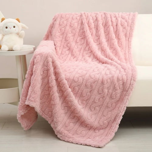 Couverture bebe rose douce et chaude pour le confort de bébé
